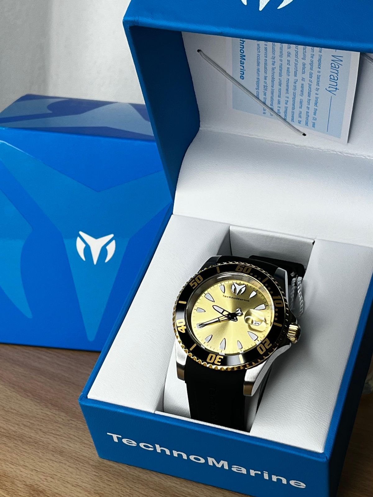 TECHNOMARINE SEA MANTA TM 224003⚡